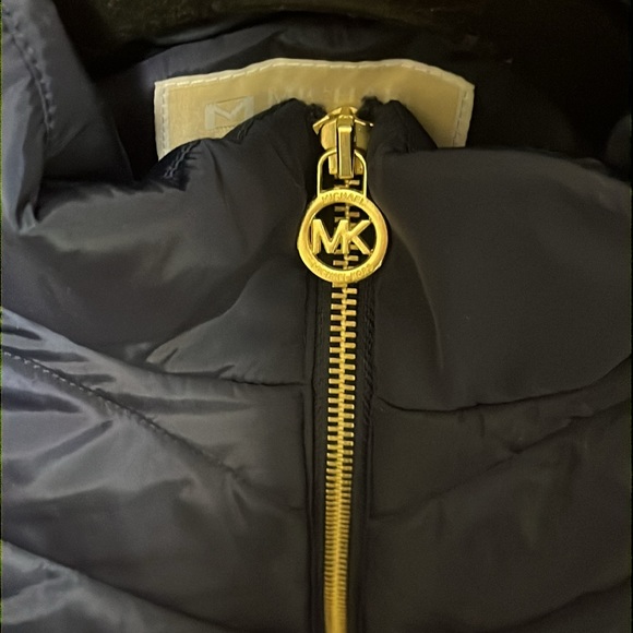 Michael Kors Puffer Vest - Picture 3 of 5